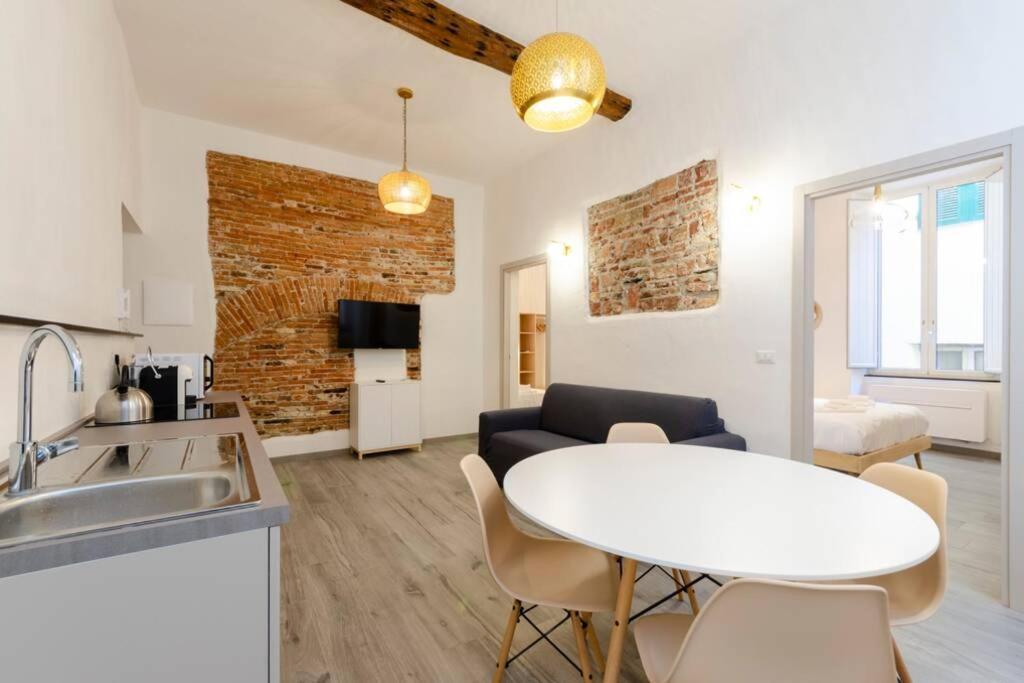 Castelli'S Apartments Campo 12 Genoa Exterior photo
